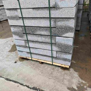 淮北芙蓉白路牙石，马路牙子