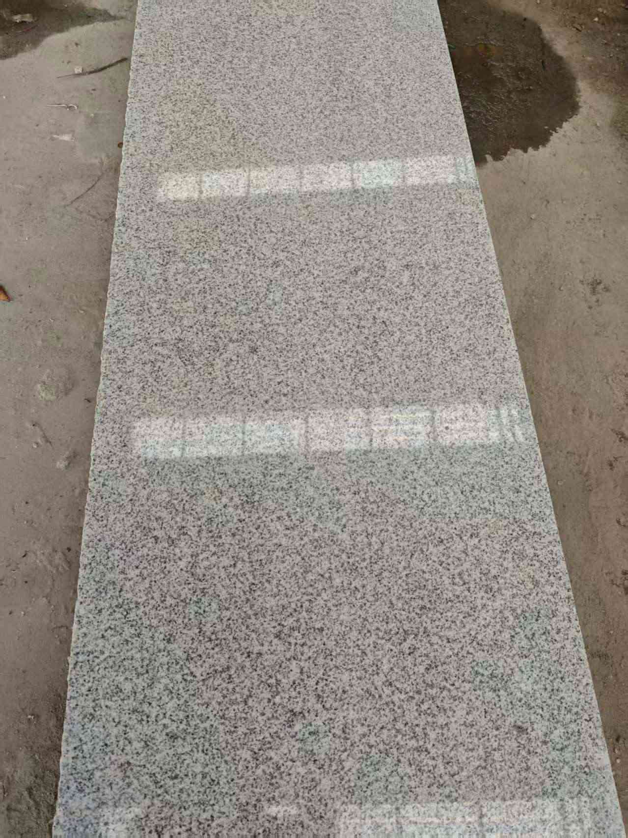 淮北芝麻白光面毛板